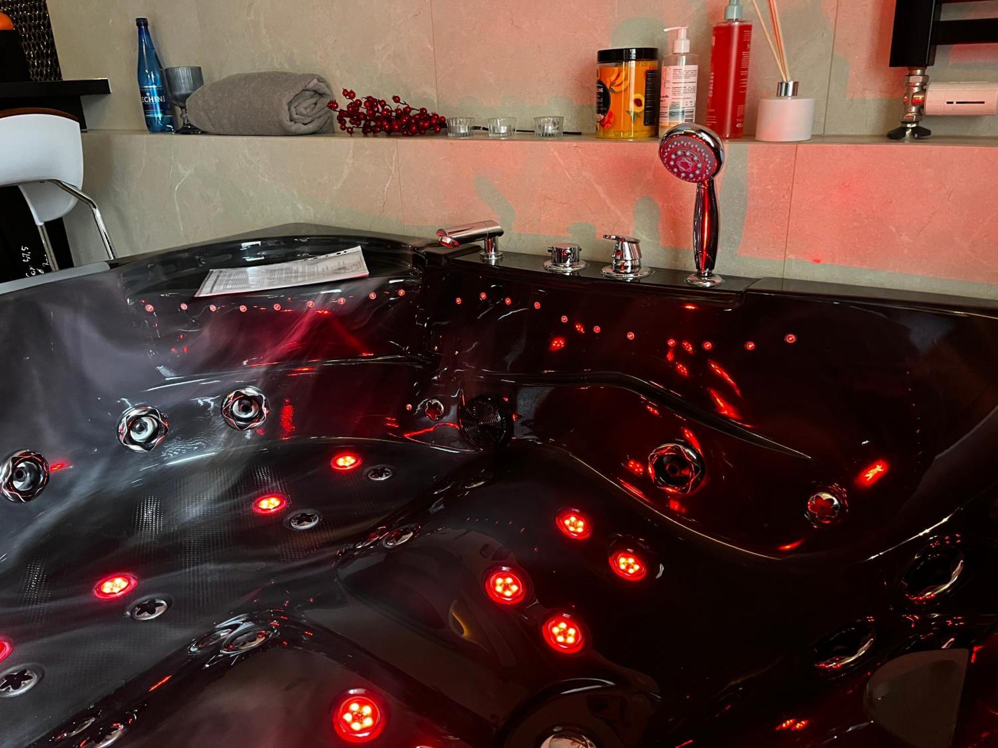 Jacuzzi Rakowicka Top Apartments Kraków Zewnętrze zdjęcie